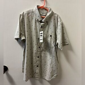 BNWT BOYS SIZE M BILLABONG DRESS SHIRT